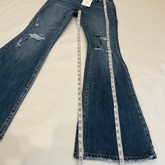 NWT Cello Distress Flare Hem High Rise Jeans Size 1 - Picture 10 of 13